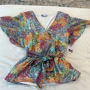 SO Women’s Size XL Flutter Sleeve Blouse NEW E77